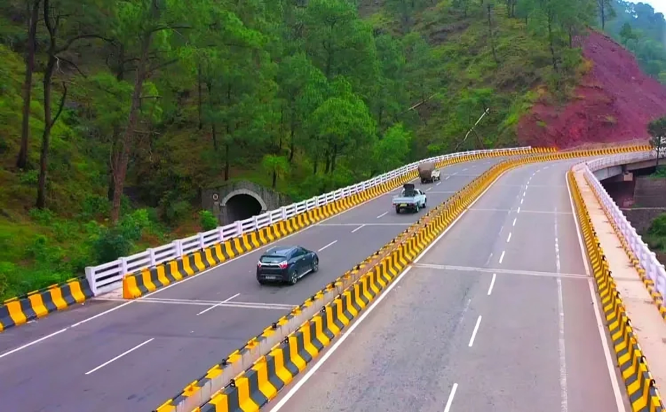 Hamirpur-Kangra Four Lane Highway: अक्टूबर से फर्राटा भरेंगी गाड़ियां, जानिए कहां तक पहुंचा काम
